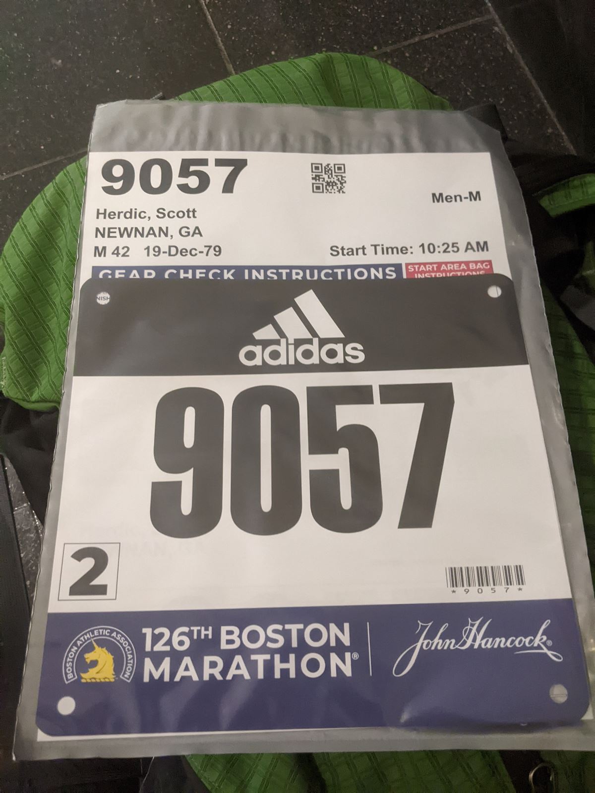 Scott Herdic running the Boston Marathon